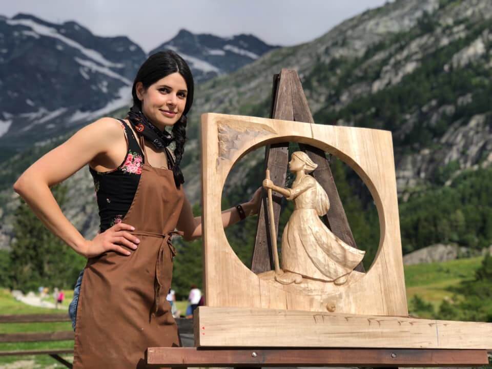 A Macugnaga Vince Stefania Nicolo La Scultrice Delle Favole