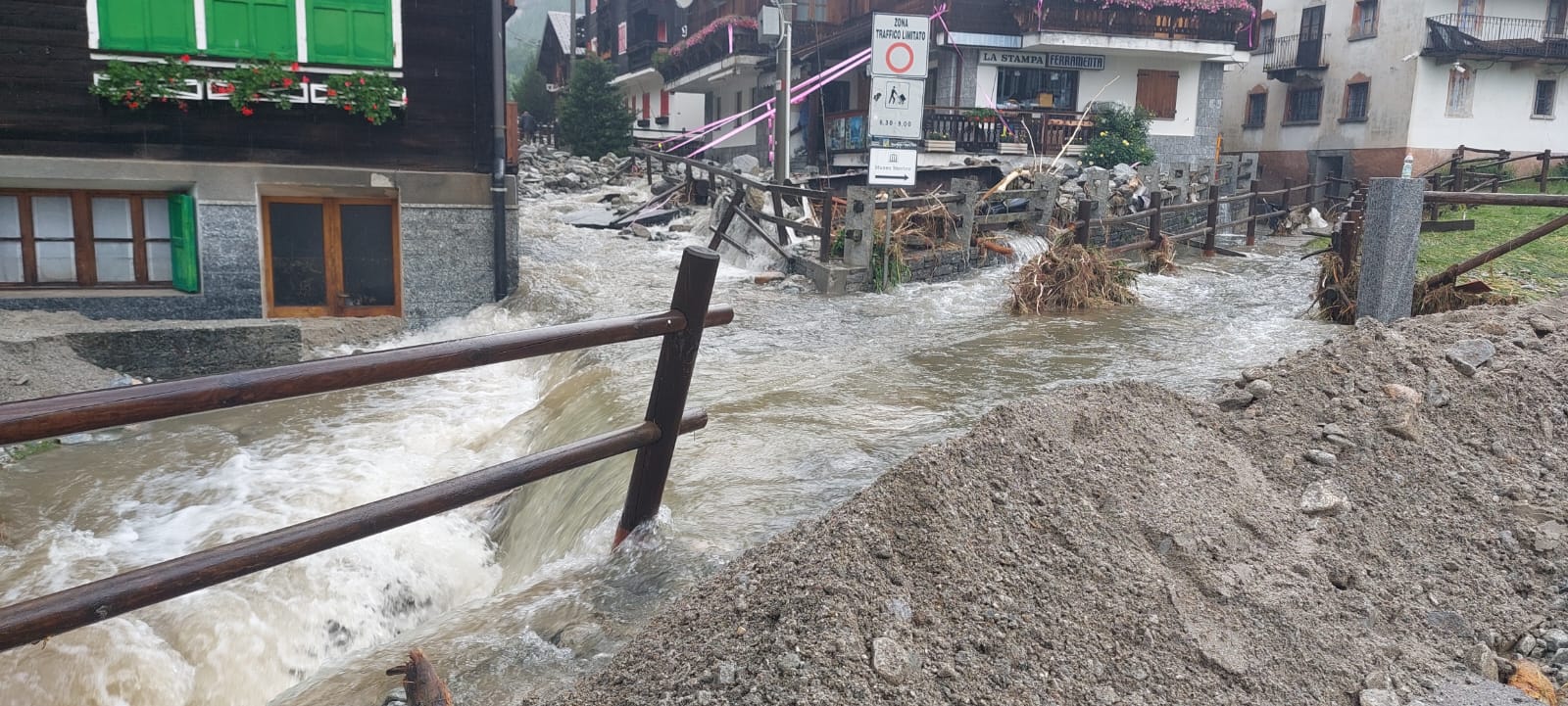 Alluvione Macu2