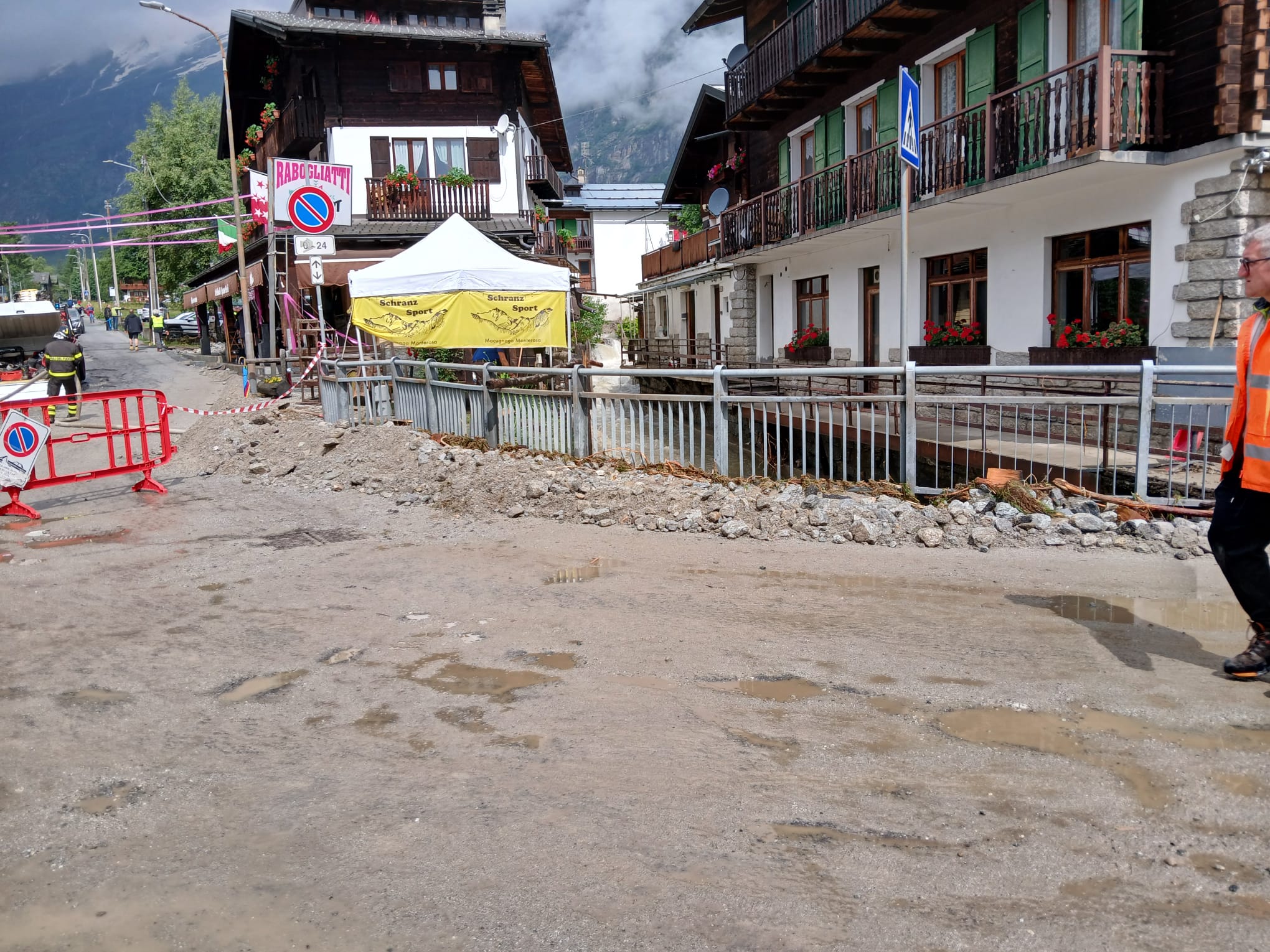 Alluvione Piazza2