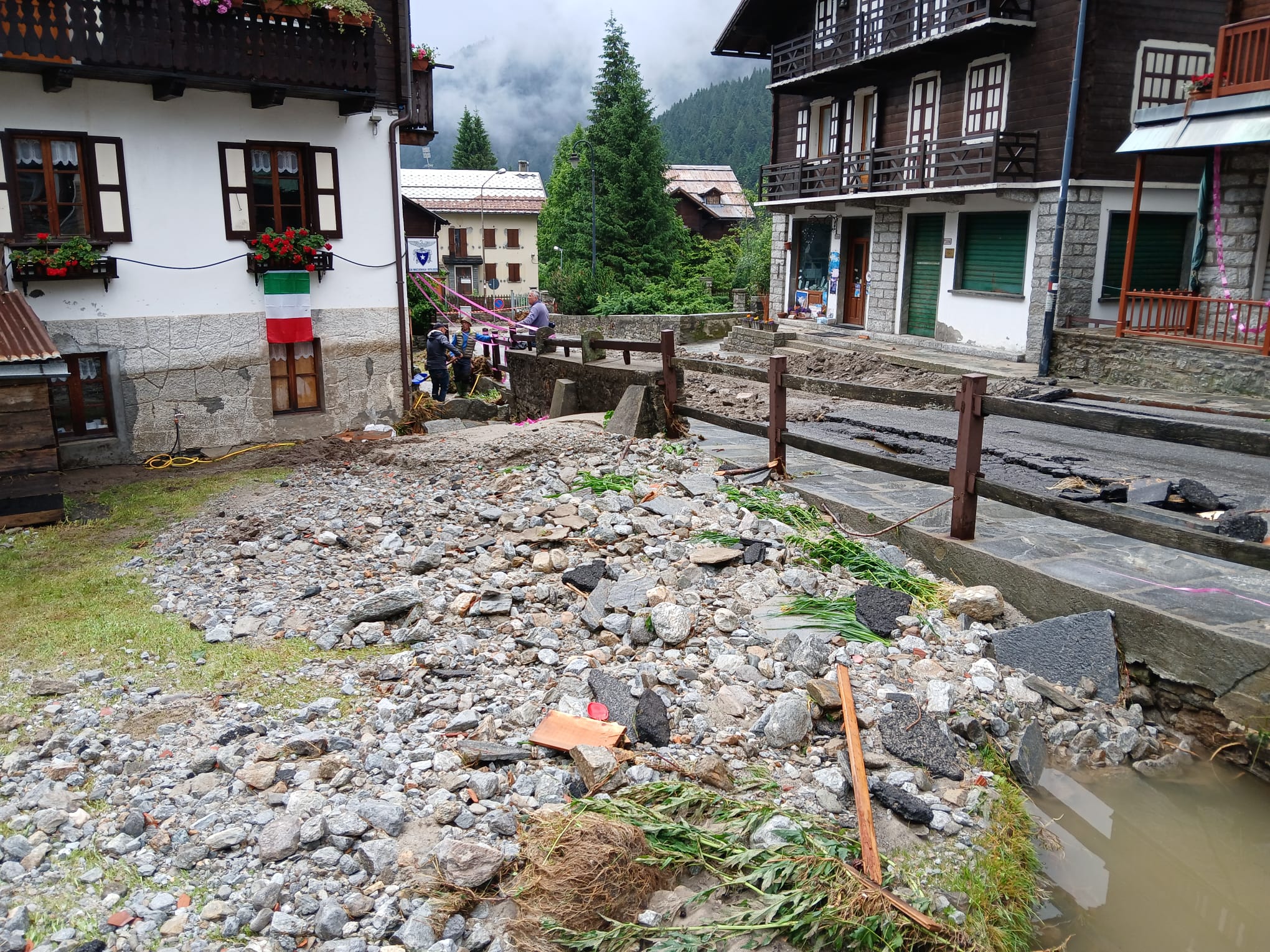 Alluvione Piazza3