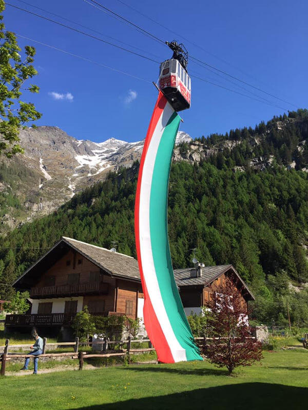Alpini Grandiosa Manifestazione Ai Piedi Del Rosa