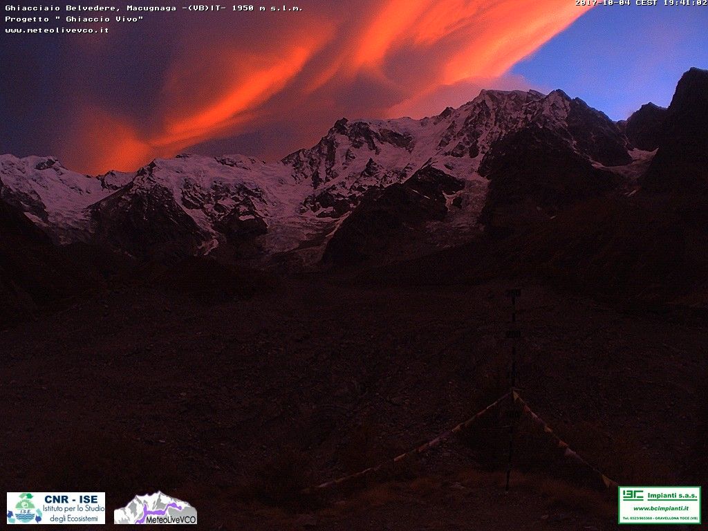 Spettacolare tramonto sul Monte Rosa